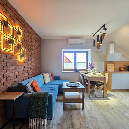 Komarno Iv * Jelenia Gora